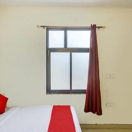 Hotel Park Plaza Noida Exterior photo